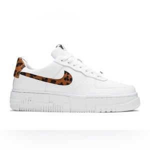 Nike Air Force 1 Pixel SE Leopard Print size 8